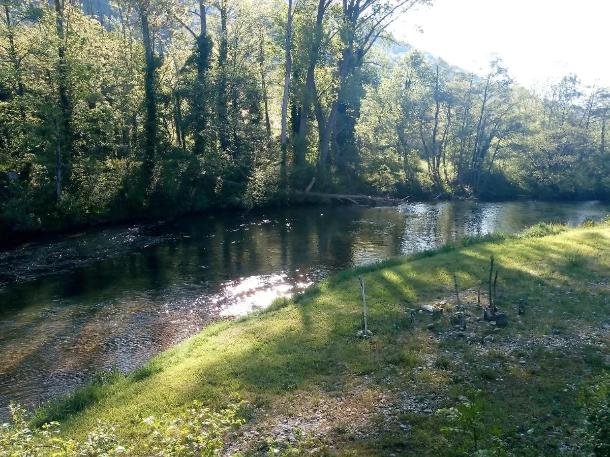 Camping Le Vialaret Nant Campsite
